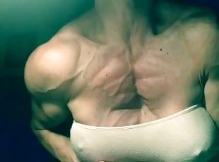pumping my fucking shoulders and your cock