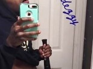HUGE CUMSHOT WITH THE MAGIC WAND ATTACHMENT
