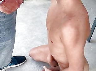 papa, vieux, en-plein-air, amateur, fellation, énorme-bite, gay, sexe-de-groupe, jeune-18, sur-le-visage