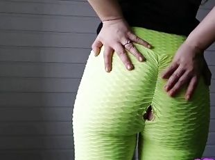 Tearing my leggings up and farting in your face (full 8 mins video on my Onlyfans)