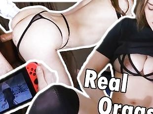 J'interrompt la SOIREE POKEMON de SEXY avec ma GROSSE BITE + SEXTOY - Elle en redemande