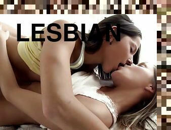 Intense Pleasurers Ashlie And Malisha Lesbian Anal Dildo