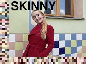 Skinny babe cheats her boyfriend with stranger