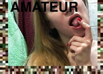 baignade, masturbation, chatte-pussy, amateur, maison, doigtage, belle, douche, solo, rasé