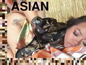 asiatisk, doggy-style, fitta-pussy, brudar, gigantisk-kuk, tonåring, cowgirl, tatuering, asiatisk-tonåring