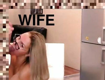 Hot wife begs to suck his dick deep