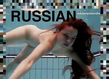 الاستحمام, كبيرة-الثدي, روسية, مراهقون, عاهرة, حمام-سباحة, جميلة-الطلعة, دش, سمراء, تحت-سطح-الماء