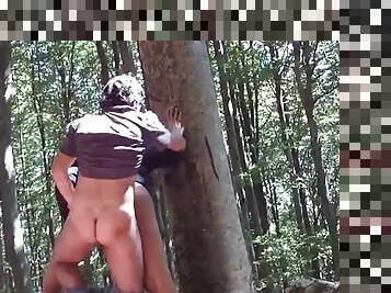 Sex in the italian woods