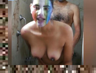 Desi Bhabhi Loves Taking Bath With Devar