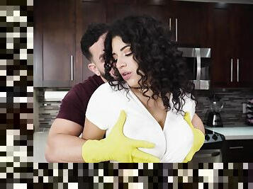 Curly Latina babe fucked in the kitchen and soaked in fresh jizz