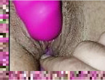 gros-nichons, clito, masturbation, orgasme, pisser, chatte-pussy, giclée, amateur, mature, ejaculation-sur-le-corps