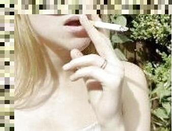 öffentliche, dilettant, junge, blondine, fetisch, rauchen