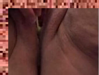 grosse, masturbation, orgasme, chatte-pussy, giclée, amateur, milf, belle-femme-ronde, solo