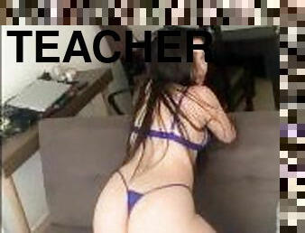 sexy teacher in her blue lingerie moves her delicious ass on all fours in the living room