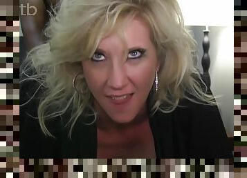 Hot Sexy Blonde Milf Getting Her Bbc