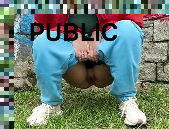 Public  pee on the street from girl
