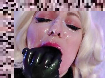 Latex Gloves and Sucking Dildo, Ahegao Face as Fetish, Cum to Face (Arya Grander)