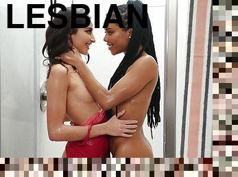 רחצה, לסבית-lesbian, הארדקור, כוכבת-פורנו, מקלחת