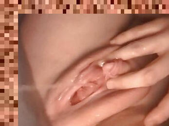 Watch Me Stretch My Pussy And Squirt In The Bath, Then Finish Myself Off In Bed!! SO WET!!