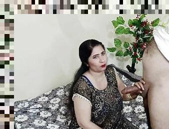 blowjob-seks-dengan-mengisap-penis, arab, handjob-seks-dengan-tangan-wanita-pada-penis-laki-laki, hindu, berciuman, tante, sperma, bersetubuh, normal, cantik