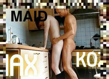 pappa, hembiträde, orgasm, anal, avsugning, cumshot, gigantisk-kuk, gay, fingerknull, kök