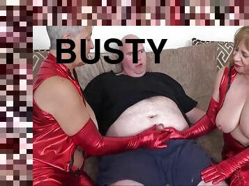 Speedy Bee In Busty Latex Grannies And Savana Fuck Fat Frank Pt1