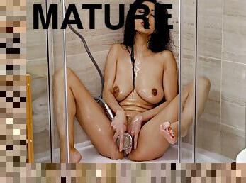 Mature Pleasure - Wild Nicol