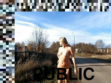 röv, storatuttar, publik, fru, amatör, blond, naturlig, rumpa-butt, skog, exhibitionist