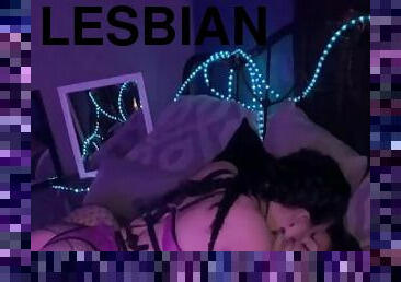 isot-tissit, pillu-pussy, lesbo-lesbian, milf, kamera, tirkistely, srippaus, alusasut, ruskeaverikkö, tosielämää
