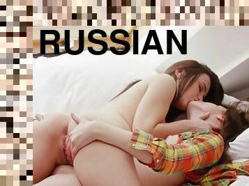 masturbation, chatte-pussy, russe, lesbienne, jeune-18, brunette