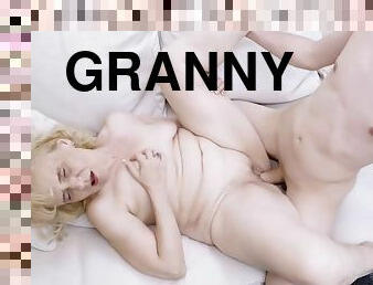 Kathy White And Sam Bourne In Granny And Mom Seduce Lucky Boys