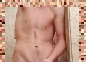 18yr old amatuer twink cums masturbating