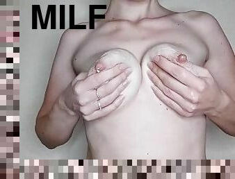 gros-nichons, mamelons, giclée, amateur, milf, massage, naturel, seins, fétiche, lait