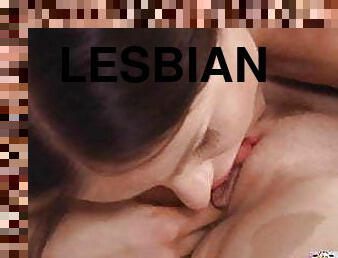 orgasmi, pillu-pussy, lesbo-lesbian, hullua, sormettaminen, lävistetty, ruskeaverikkö, tatuointi, pikkurintainen