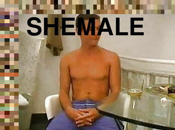 Shemale on female Italiano