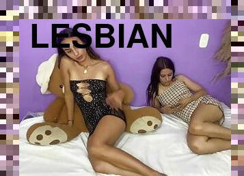 стара, вечірка, піхва-pussy, лесбіянка-lesbian, мама, фінгеринг, поцілунки, збуждена, дочка, старші