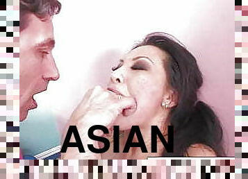 asiatiche, tettone, rapporti-anali, pompini, cazzi-enormi, hardcore, pornostar, bocce, scene-da-vicino, buco-del-sedere