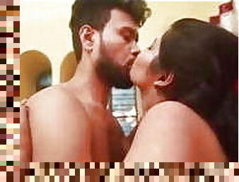 Today Exclusive-Desi Girl Sex With food Deliv...