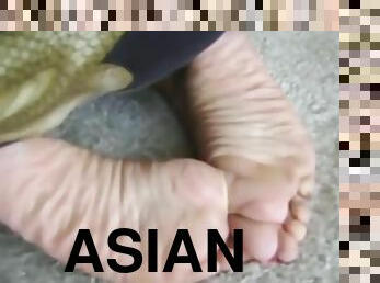 asiatique, pieds, fétiche