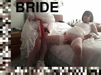 Carole &amp; Alison Kinky Bridesmaids 