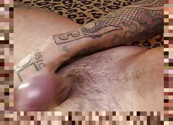 Tattooed Latino jock Zack Matthew jerking off and sucking di