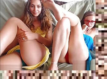 Two Cute Girls Show Pussy On Cam - Passion-Cams