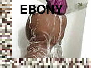 ebony bonnet cleans her Pussy