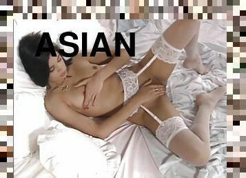 Sexy Satinder - Asian Babes Magazine 'Editor'