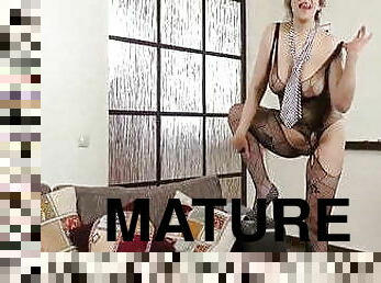 mastubasi, tua, vagina-pussy, rusia, dewasa, jenis-pornografi-milf, ibu, permainan-jari, eropa, mata-uang-euro