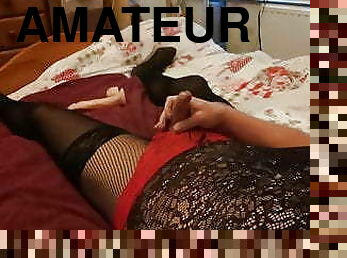 mastürbasyon-masturbation, travesti, amatör, kocaman-yarak, uzun-çoraplar, kadın-iç-çamaşırı