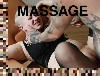 röv, kontor, cumshot, gigantisk-kuk, milf, massage, strumpor, blond, tatuering