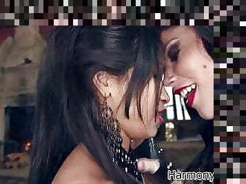 Fetish lesbians licking and masturbating their slick quims