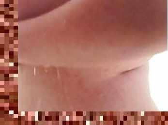 baignade, gros-nichons, masturbation, amateur, milf, maison, belle-femme-ronde, naturel, seins, douche