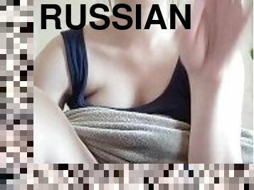 ??????? ???????? ??????? ???????. Tought conversation of a Russian girl.
